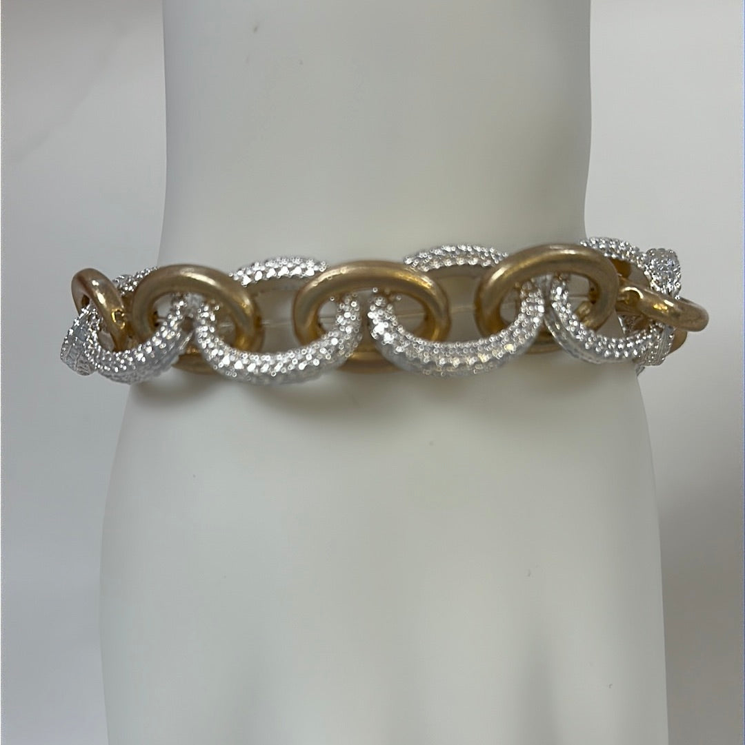 Cast Link Chain Bracelet