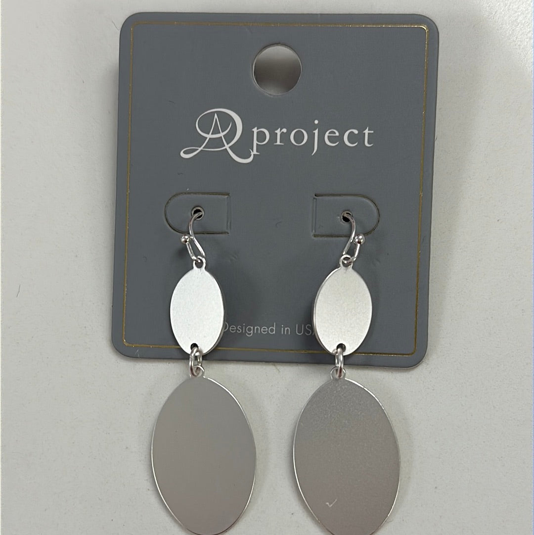 2 Metal Oval Drop Earrings